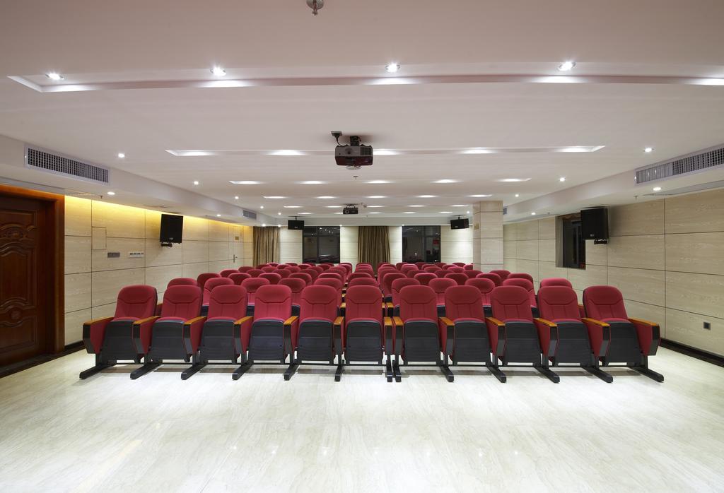 V8 Hotel Train Station גואנגג'ואו מראה חיצוני תמונה